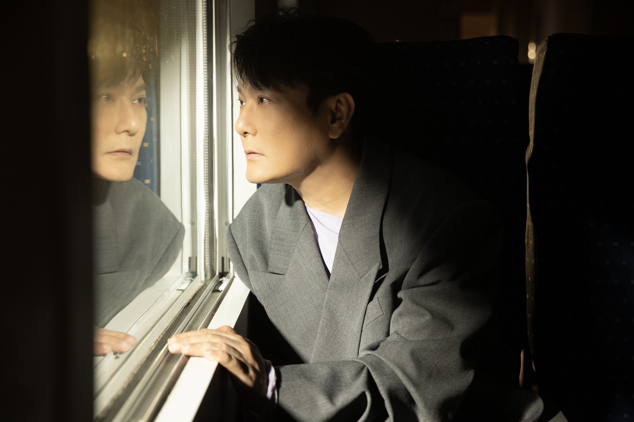 張信哲首支閩南語歌向母親致敬 歌頌母愛化為宇宙之詩