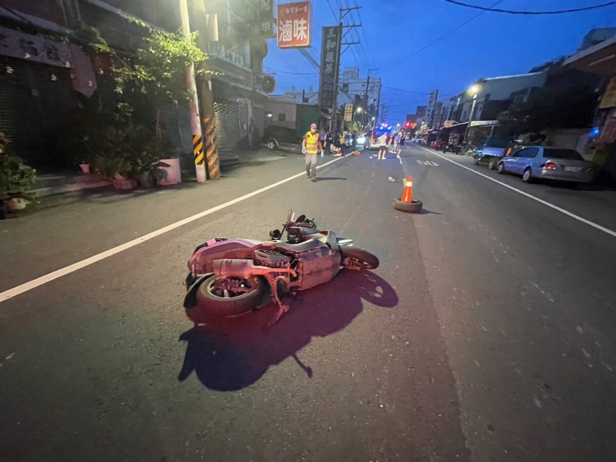【有片】平鎮清晨車禍!重機騎士撞上8旬老婦雙雙送醫 896186