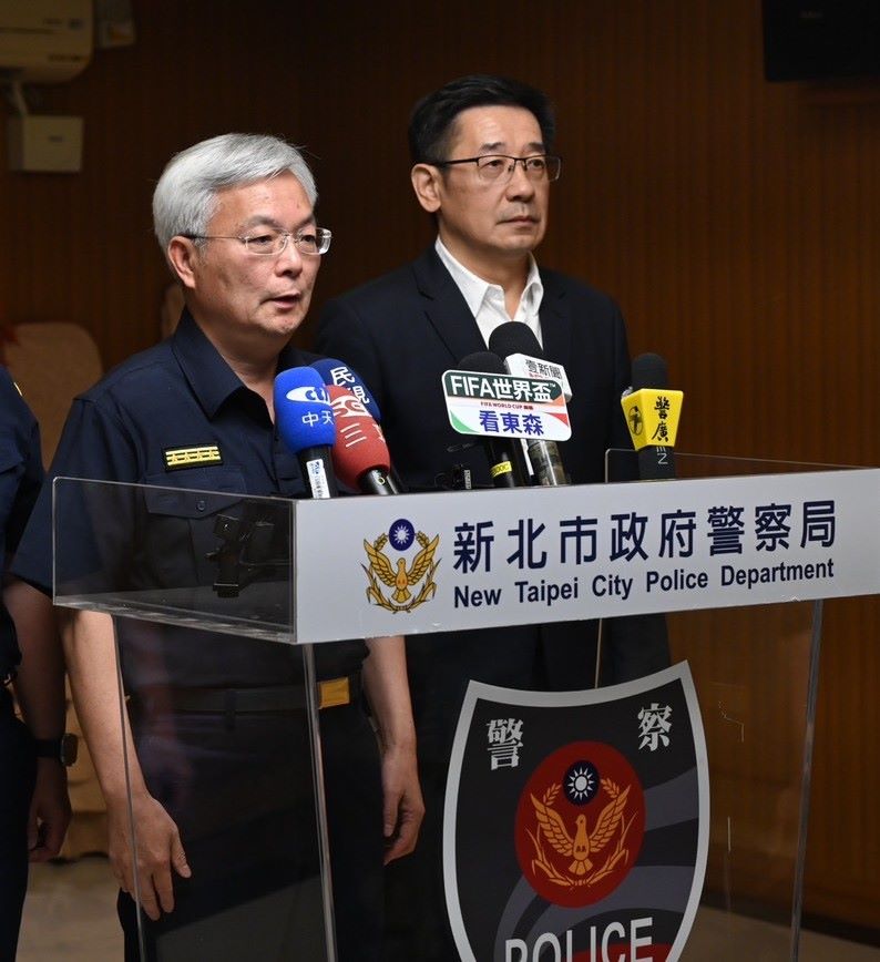 《圖說》警政署長張榮興於取締毒駕專案勤教慰勉執勤同仁。〈警察局提供〉