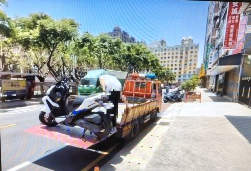 《圖說》查扣車輛畫面。〈交通大隊提供〉