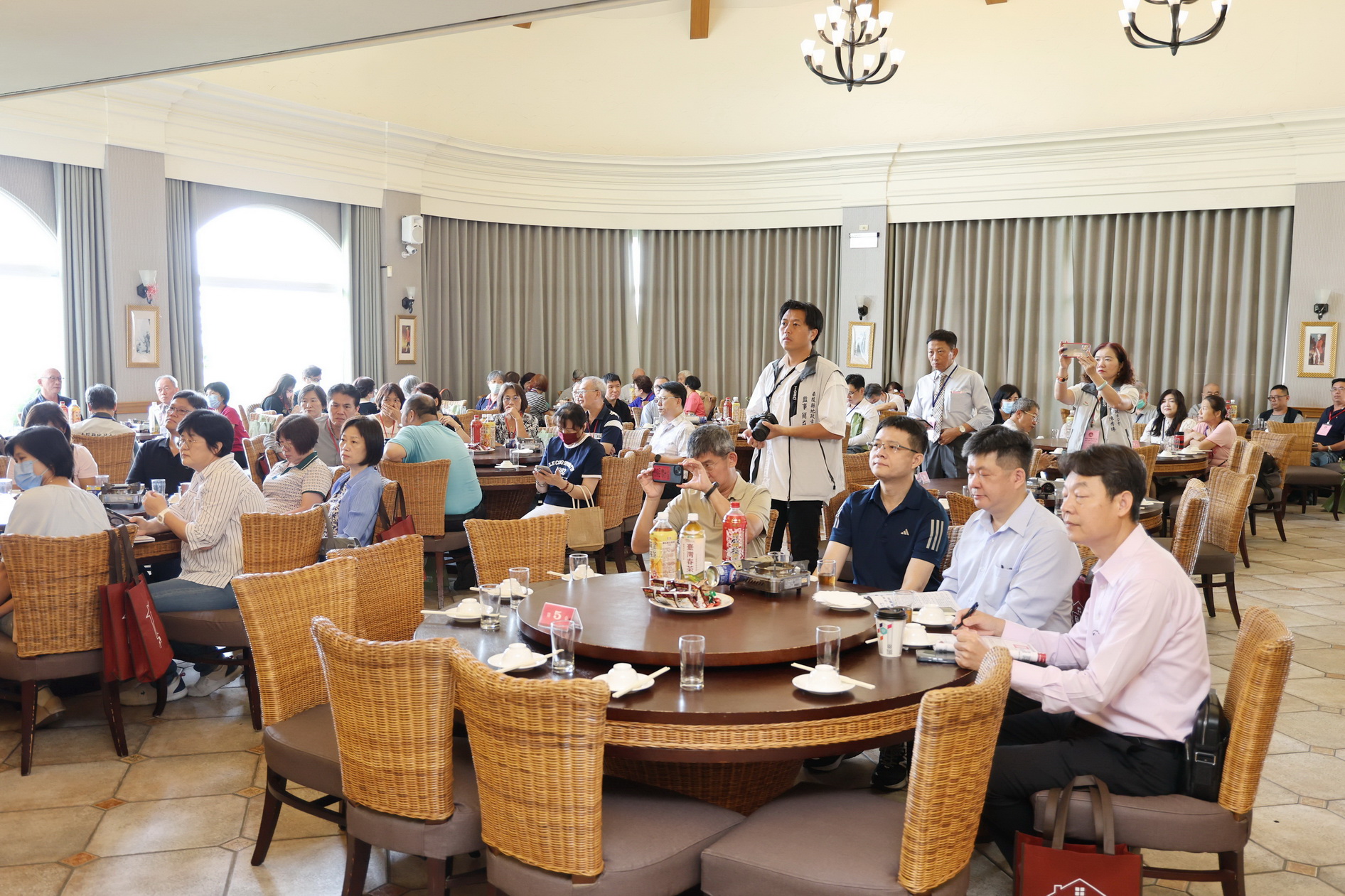 相關圖片3-許縣長出席南投縣地政士公會會員大會 勉公私協力防堵詐騙